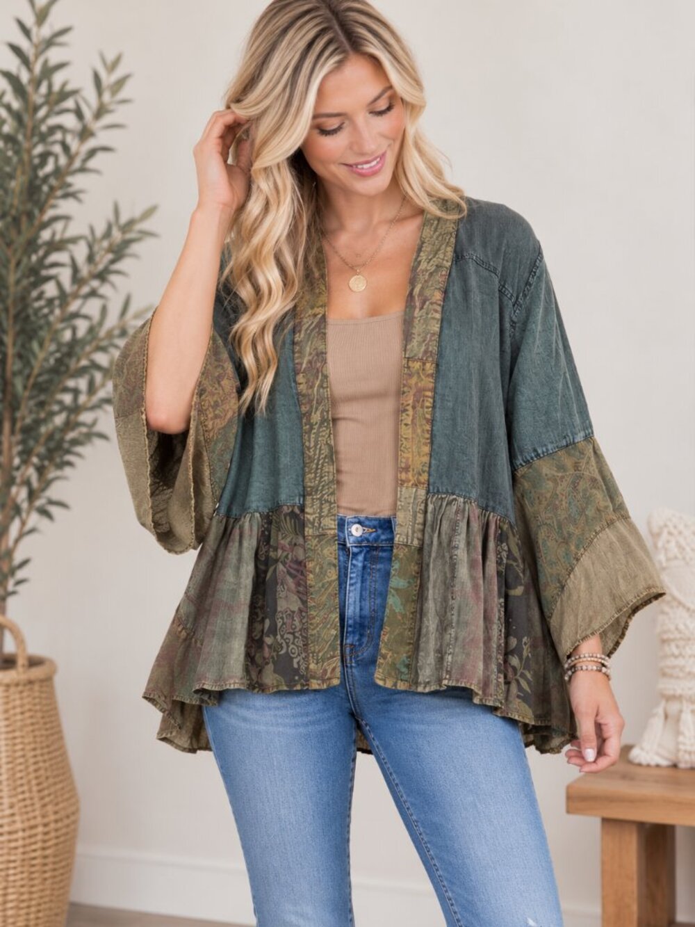 514. Women's Boho Stonewashed Denim Blue & Lace Kimono